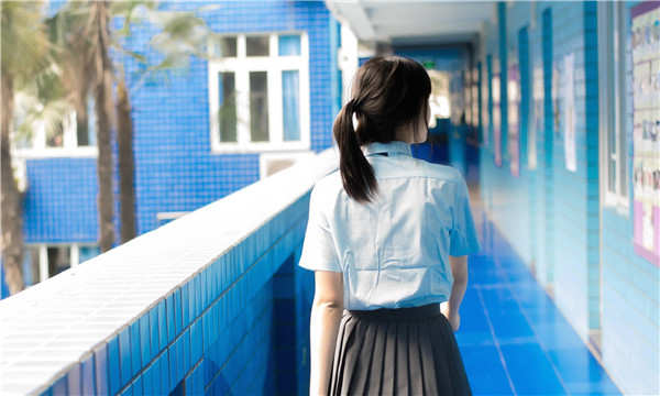 城中如何找到一个可以帮助我生孩子的女人？